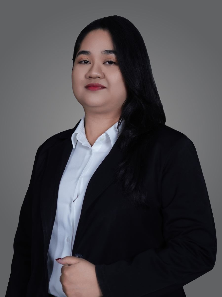 Ms. Warangkana Wanwil